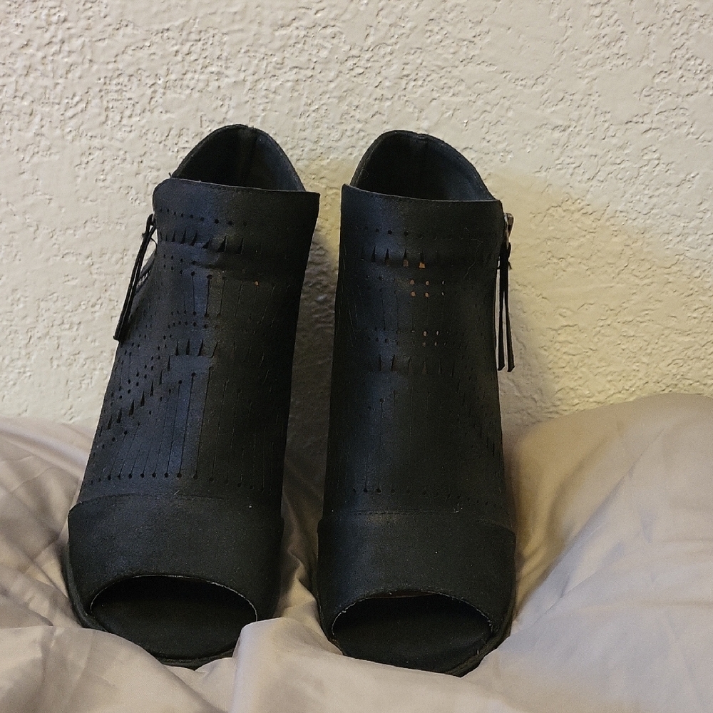 Black Women's Peep-Toe Ankle Boots